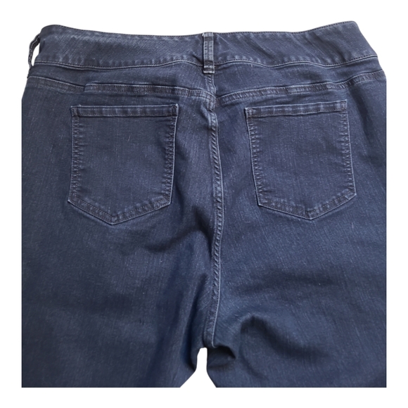 Torrid Jegging Feel the Fit Super Stretch High Rise Jeans Size 22R Dark Wash - Picture 3 of 7